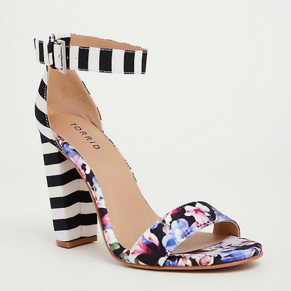 torrid Shoes - Torrid Floral Stripe Chunky Heels Size 10W